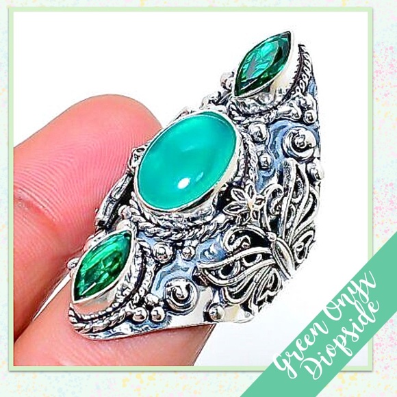 Green Onyx, Diopside Eclectic Silver Butterfly Floral Ring, Size 7.5 (Green) - Picture 2 of 2